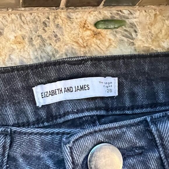 Elizabeth and James Heritage Straight - Picture 10 of 10